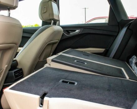 Белый Ауди Другая, объемом двигателя 0 л и пробегом 9 тыс. км за 15600 $, фото 13 на Automoto.ua