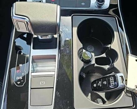 Белый Ауди Другая, объемом двигателя 0 л и пробегом 33 тыс. км за 80000 $, фото 5 на Automoto.ua