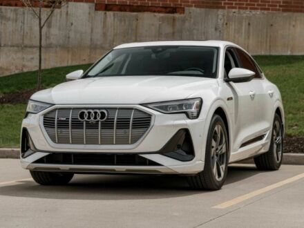 Ауді Інша 2022 у Белой Церкве на Automoto.ua Білий Ауді Інша, об'ємом двигуна 0 л та пробігом 41 тис. км за 20000 $, фото 1 на Automoto.ua