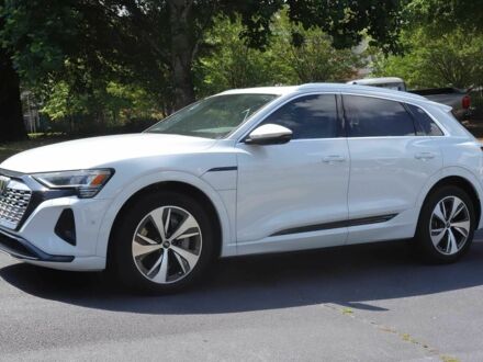 Ауди Другая 2024 в Львове на Automoto.ua Белый Ауди Другая, объемом двигателя 0 л и пробегом 8 тыс. км за 33000 $, фото 1 на Automoto.ua