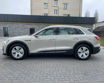 Бежевый Ауди Другая, объемом двигателя 0 л и пробегом 79 тыс. км за 33700 $, фото 5 на Automoto.ua