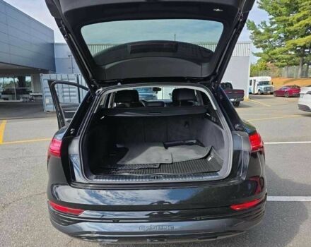 Черный Ауди Другая, объемом двигателя 0 л и пробегом 23 тыс. км за 78000 $, фото 5 на Automoto.ua