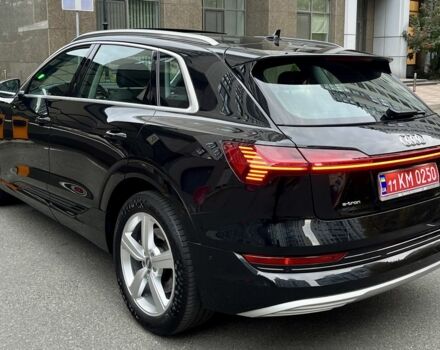 Чорний Ауді Інша, об'ємом двигуна 0 л та пробігом 204 тис. км за 21900 $, фото 3 на Automoto.ua