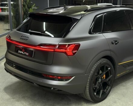 Черный Ауди Другая, объемом двигателя 0 л и пробегом 182 тыс. км за 23500 $, фото 9 на Automoto.ua