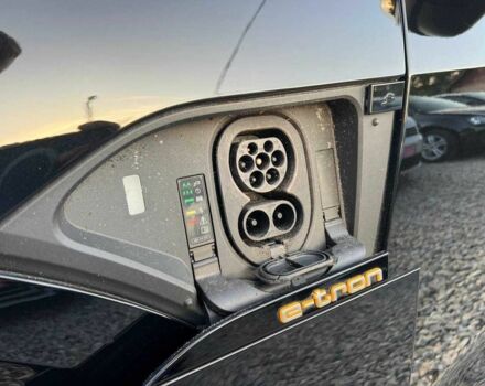 Черный Ауди Другая, объемом двигателя 0 л и пробегом 165 тыс. км за 25999 $, фото 9 на Automoto.ua