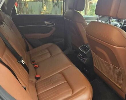 Черный Ауди Другая, объемом двигателя 0 л и пробегом 168 тыс. км за 26800 $, фото 5 на Automoto.ua