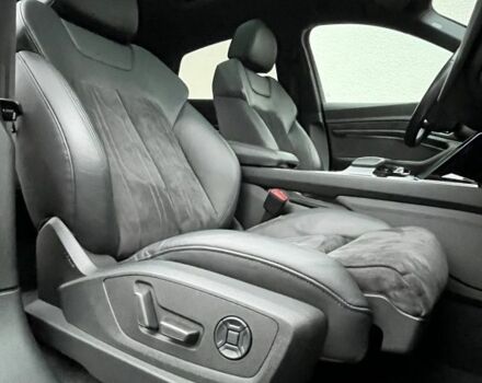 Черный Ауди Другая, объемом двигателя 0 л и пробегом 157 тыс. км за 33500 $, фото 7 на Automoto.ua