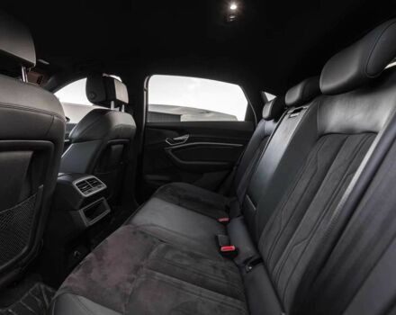 Черный Ауди Другая, объемом двигателя 0 л и пробегом 99 тыс. км за 26000 $, фото 8 на Automoto.ua