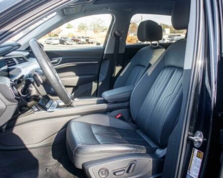 Черный Ауди Другая, объемом двигателя 0 л и пробегом 10 тыс. км за 20000 $, фото 7 на Automoto.ua