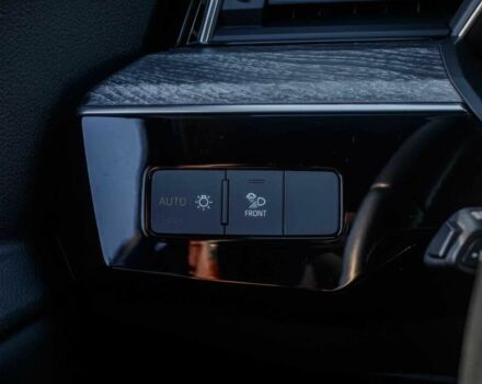 Черный Ауди Другая, объемом двигателя 0 л и пробегом 10 тыс. км за 20000 $, фото 9 на Automoto.ua