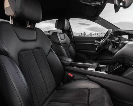 Черный Ауди Другая, объемом двигателя 0 л и пробегом 99 тыс. км за 26000 $, фото 7 на Automoto.ua