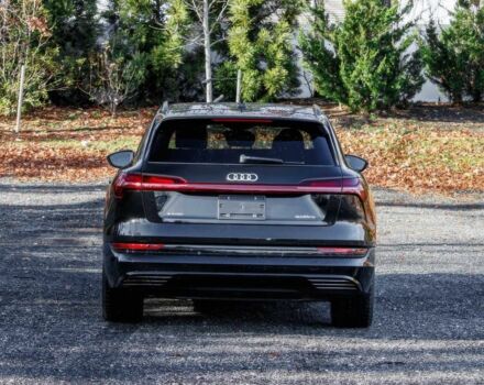 Черный Ауди Другая, объемом двигателя 0 л и пробегом 10 тыс. км за 20000 $, фото 4 на Automoto.ua