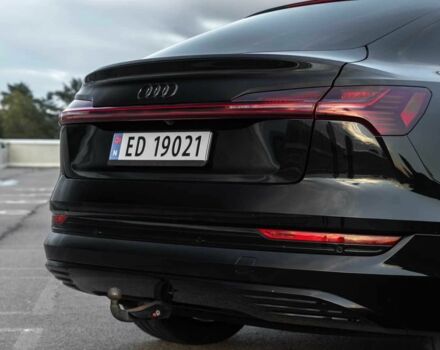 Черный Ауди Другая, объемом двигателя 0 л и пробегом 99 тыс. км за 26000 $, фото 3 на Automoto.ua