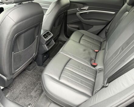 Черный Ауди Другая, объемом двигателя 0 л и пробегом 126 тыс. км за 24000 $, фото 11 на Automoto.ua