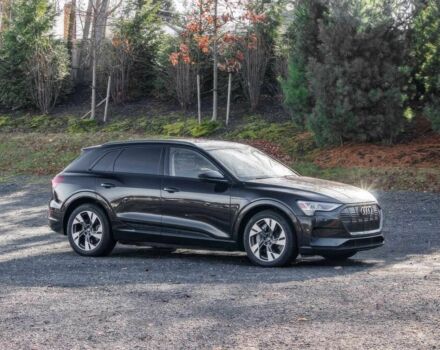 Черный Ауди Другая, объемом двигателя 0 л и пробегом 10 тыс. км за 20000 $, фото 2 на Automoto.ua