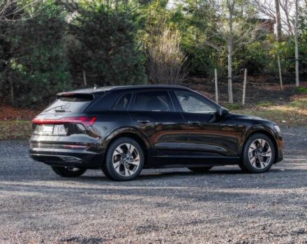 Черный Ауди Другая, объемом двигателя 0 л и пробегом 10 тыс. км за 20000 $, фото 3 на Automoto.ua