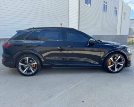 Чорний Ауді Інша, об'ємом двигуна 0 л та пробігом 13 тис. км за 14800 $, фото 3 на Automoto.ua