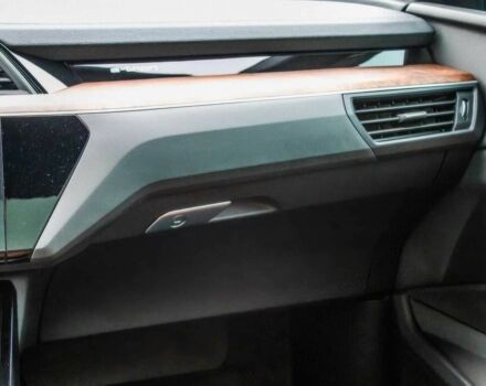 Черный Ауди Другая, объемом двигателя 0 л и пробегом 19 тыс. км за 31000 $, фото 12 на Automoto.ua