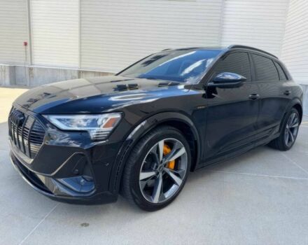 Чорний Ауді Інша, об'ємом двигуна 0 л та пробігом 13 тис. км за 14800 $, фото 2 на Automoto.ua