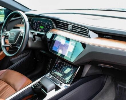 Черный Ауди Другая, объемом двигателя 0 л и пробегом 19 тыс. км за 31000 $, фото 5 на Automoto.ua