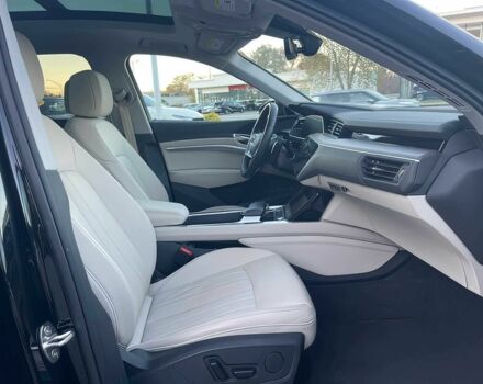 Черный Ауди Другая, объемом двигателя 0 л и пробегом 13 тыс. км за 16000 $, фото 10 на Automoto.ua