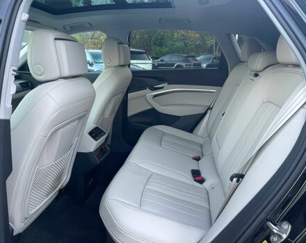 Черный Ауди Другая, объемом двигателя 0 л и пробегом 13 тыс. км за 16000 $, фото 11 на Automoto.ua