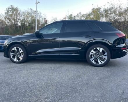 Черный Ауди Другая, объемом двигателя 0 л и пробегом 13 тыс. км за 16000 $, фото 2 на Automoto.ua