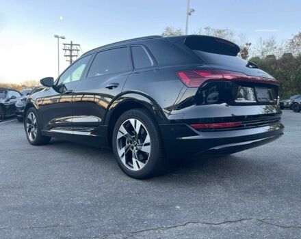 Черный Ауди Другая, объемом двигателя 0 л и пробегом 13 тыс. км за 16000 $, фото 5 на Automoto.ua