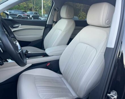 Черный Ауди Другая, объемом двигателя 0 л и пробегом 13 тыс. км за 16000 $, фото 7 на Automoto.ua