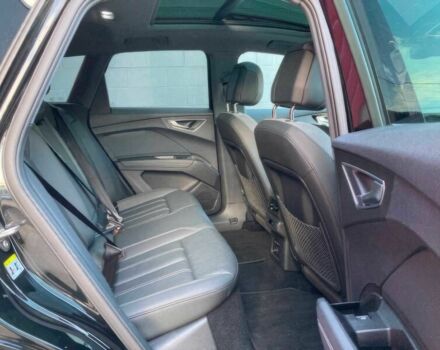 Чорний Ауді Інша, об'ємом двигуна 0 л та пробігом 13 тис. км за 25500 $, фото 9 на Automoto.ua