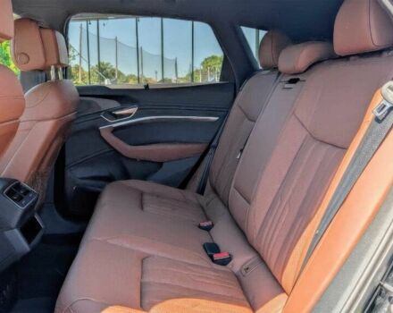 Черный Ауди Другая, объемом двигателя 0 л и пробегом 29 тыс. км за 16000 $, фото 16 на Automoto.ua