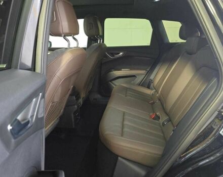 Черный Ауди Другая, объемом двигателя 0 л и пробегом 20 тыс. км за 24700 $, фото 7 на Automoto.ua