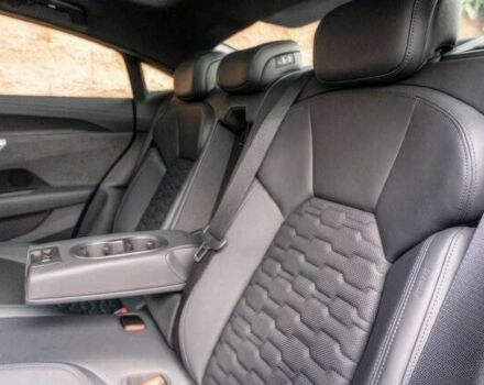 Красный Ауди Другая, объемом двигателя 0 л и пробегом 29 тыс. км за 20000 $, фото 12 на Automoto.ua