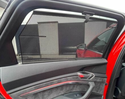 Красный Ауди Другая, объемом двигателя 0 л и пробегом 68 тыс. км за 34143 $, фото 19 на Automoto.ua