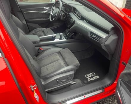 Красный Ауди Другая, объемом двигателя 0 л и пробегом 68 тыс. км за 34143 $, фото 10 на Automoto.ua