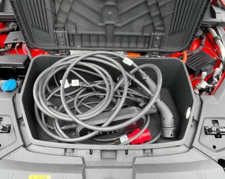 Красный Ауди Другая, объемом двигателя 0 л и пробегом 68 тыс. км за 34143 $, фото 21 на Automoto.ua