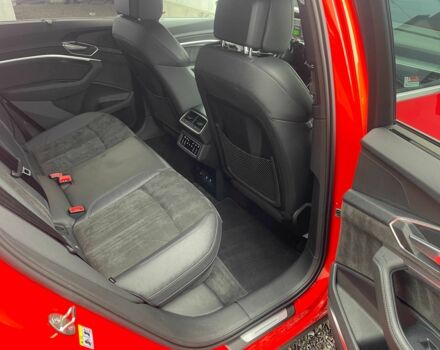 Красный Ауди Другая, объемом двигателя 0 л и пробегом 68 тыс. км за 34143 $, фото 12 на Automoto.ua