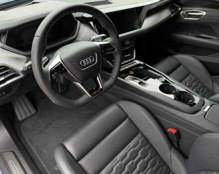 Сірий Ауді Інша, об'ємом двигуна 0 л та пробігом 7 тис. км за 78000 $, фото 9 на Automoto.ua