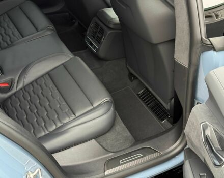 Сірий Ауді Інша, об'ємом двигуна 0 л та пробігом 7 тис. км за 78000 $, фото 19 на Automoto.ua