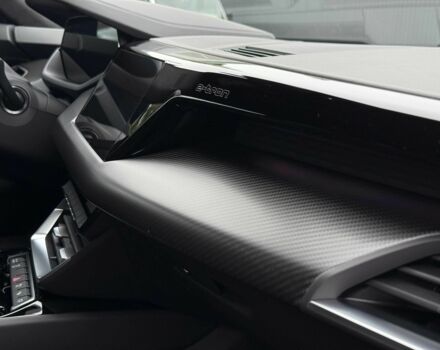 Сірий Ауді Інша, об'ємом двигуна 0 л та пробігом 7 тис. км за 78000 $, фото 23 на Automoto.ua