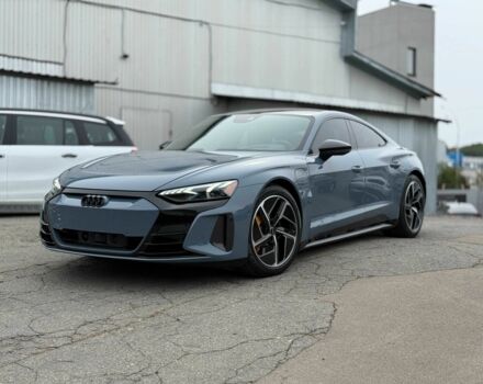 Сірий Ауді Інша, об'ємом двигуна 0 л та пробігом 7 тис. км за 78000 $, фото 3 на Automoto.ua