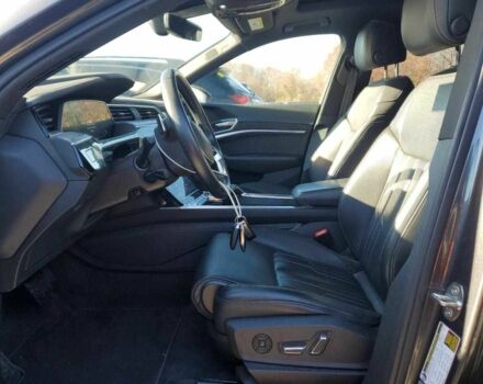 Серый Ауди Другая, объемом двигателя 0 л и пробегом 43 тыс. км за 9500 $, фото 6 на Automoto.ua