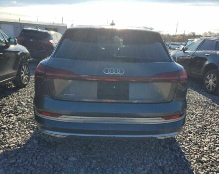 Серый Ауди Другая, объемом двигателя 0 л и пробегом 43 тыс. км за 9500 $, фото 5 на Automoto.ua