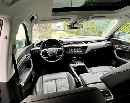 Серый Ауди Другая, объемом двигателя 0 л и пробегом 122 тыс. км за 27500 $, фото 5 на Automoto.ua