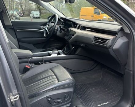 Серый Ауди Другая, объемом двигателя 0 л и пробегом 148 тыс. км за 29000 $, фото 6 на Automoto.ua