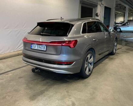 Серый Ауди Другая, объемом двигателя 0 л и пробегом 142 тыс. км за 32000 $, фото 1 на Automoto.ua