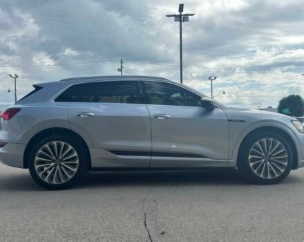 Серый Ауди Другая, объемом двигателя 0 л и пробегом 40 тыс. км за 12500 $, фото 8 на Automoto.ua