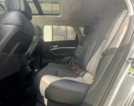 Серый Ауди Другая, объемом двигателя 0 л и пробегом 40 тыс. км за 12500 $, фото 13 на Automoto.ua