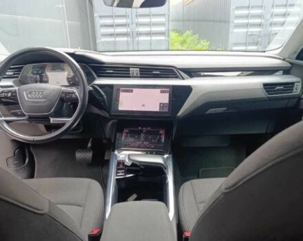 Серый Ауди Другая, объемом двигателя 0 л и пробегом 54 тыс. км за 25000 $, фото 7 на Automoto.ua