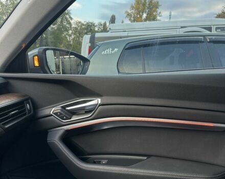 Серый Ауди Другая, объемом двигателя 0 л и пробегом 148 тыс. км за 29000 $, фото 14 на Automoto.ua